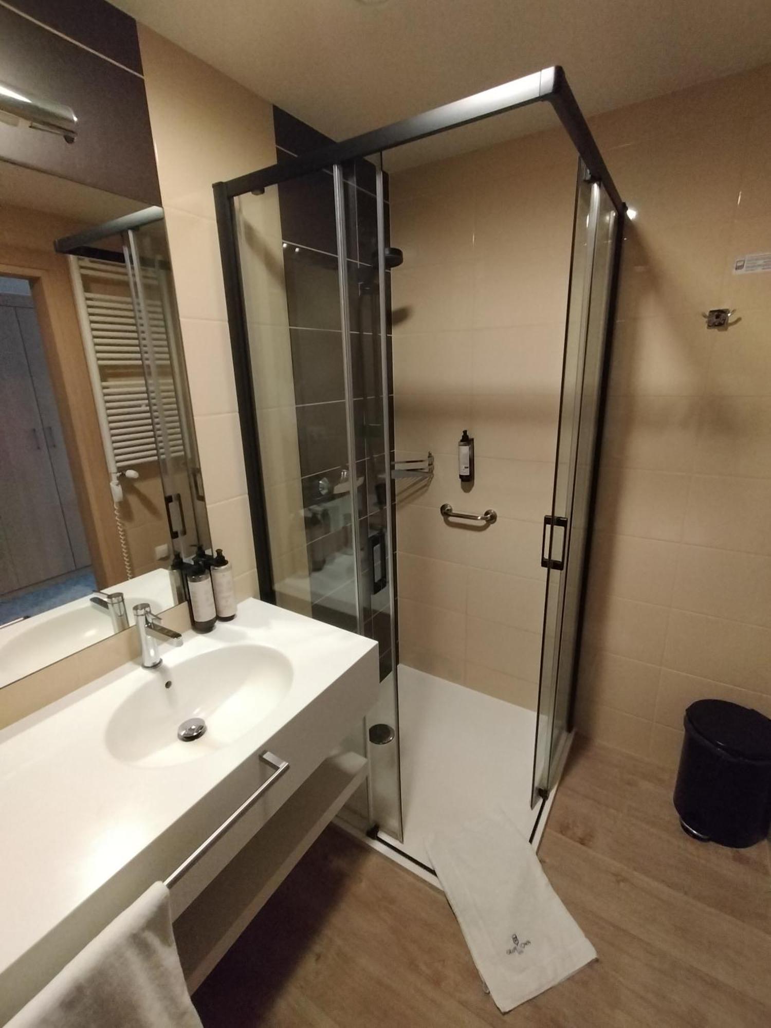 Hotel Grape Town - Park79 Zielona Gora (Lubuskie)