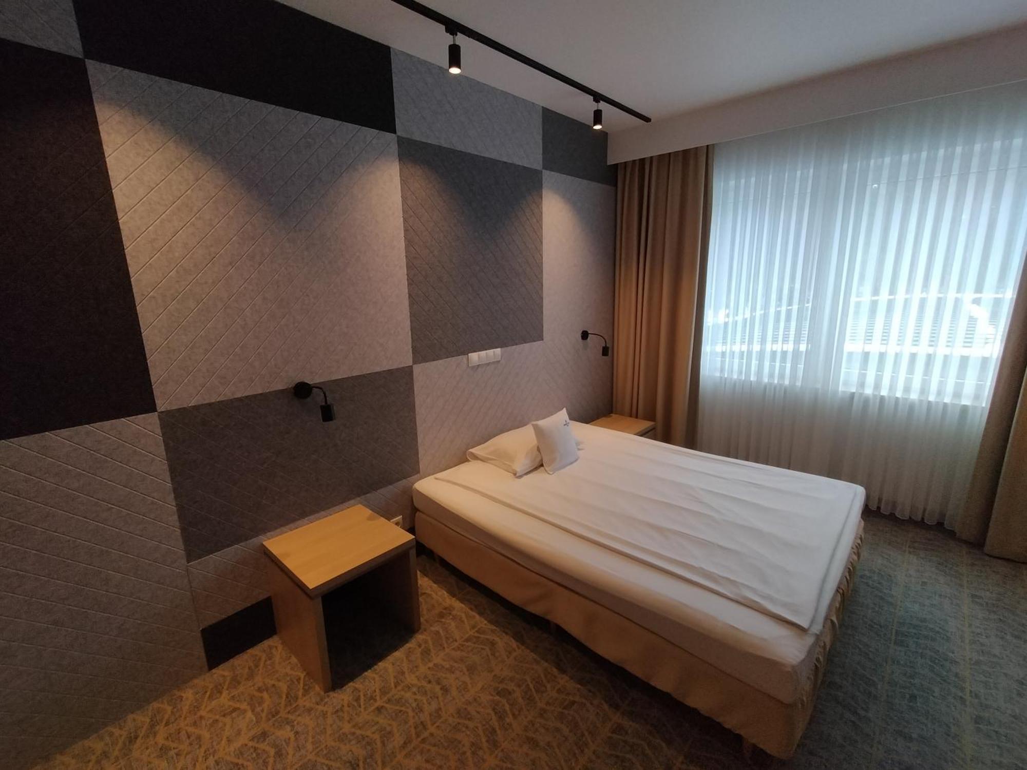 Grape Town - Park79 Hotel 4*
